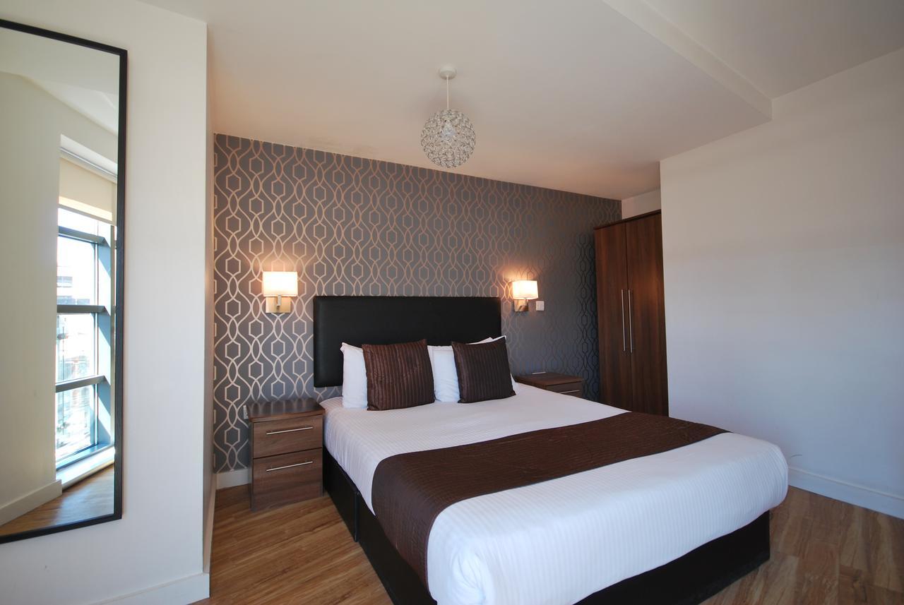Atana Apartments Manchester Exterior photo