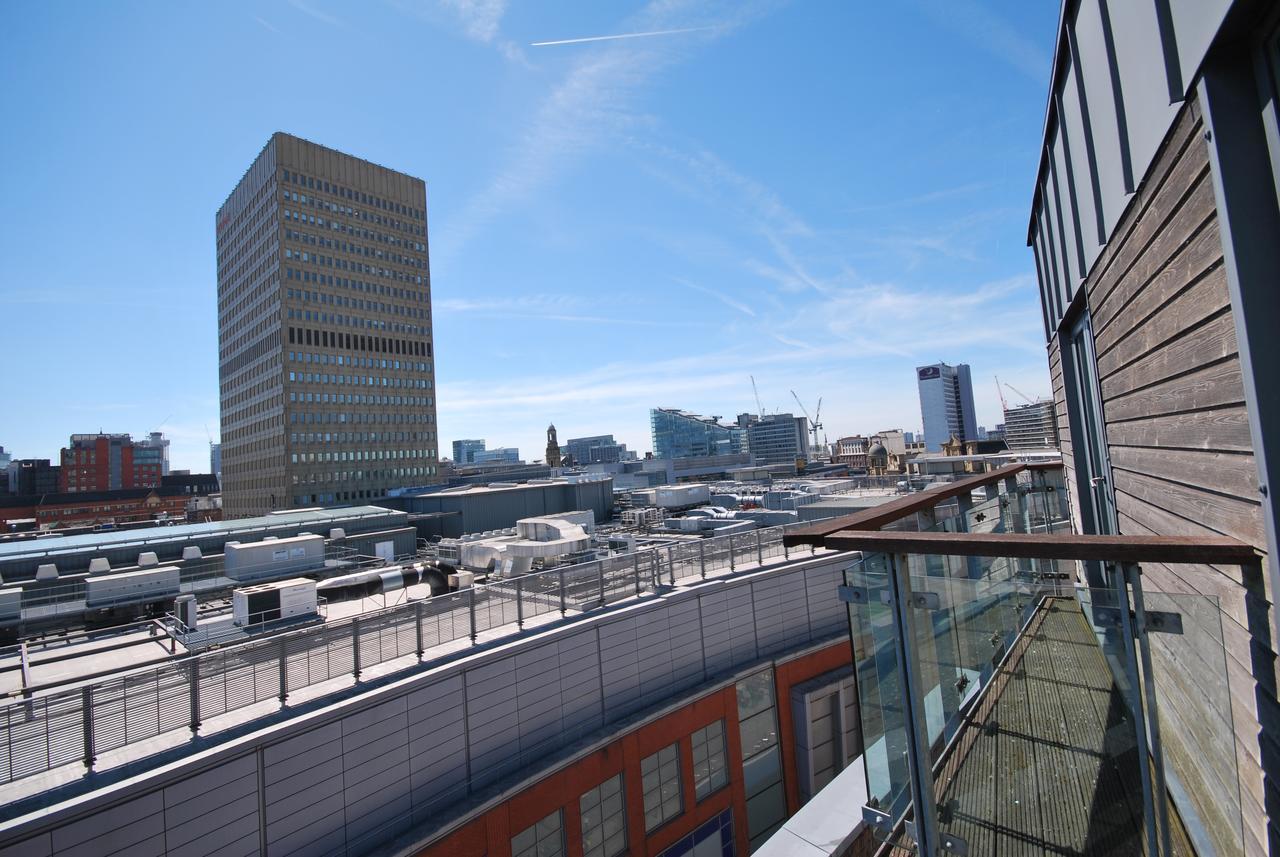 Atana Apartments Manchester Exterior photo