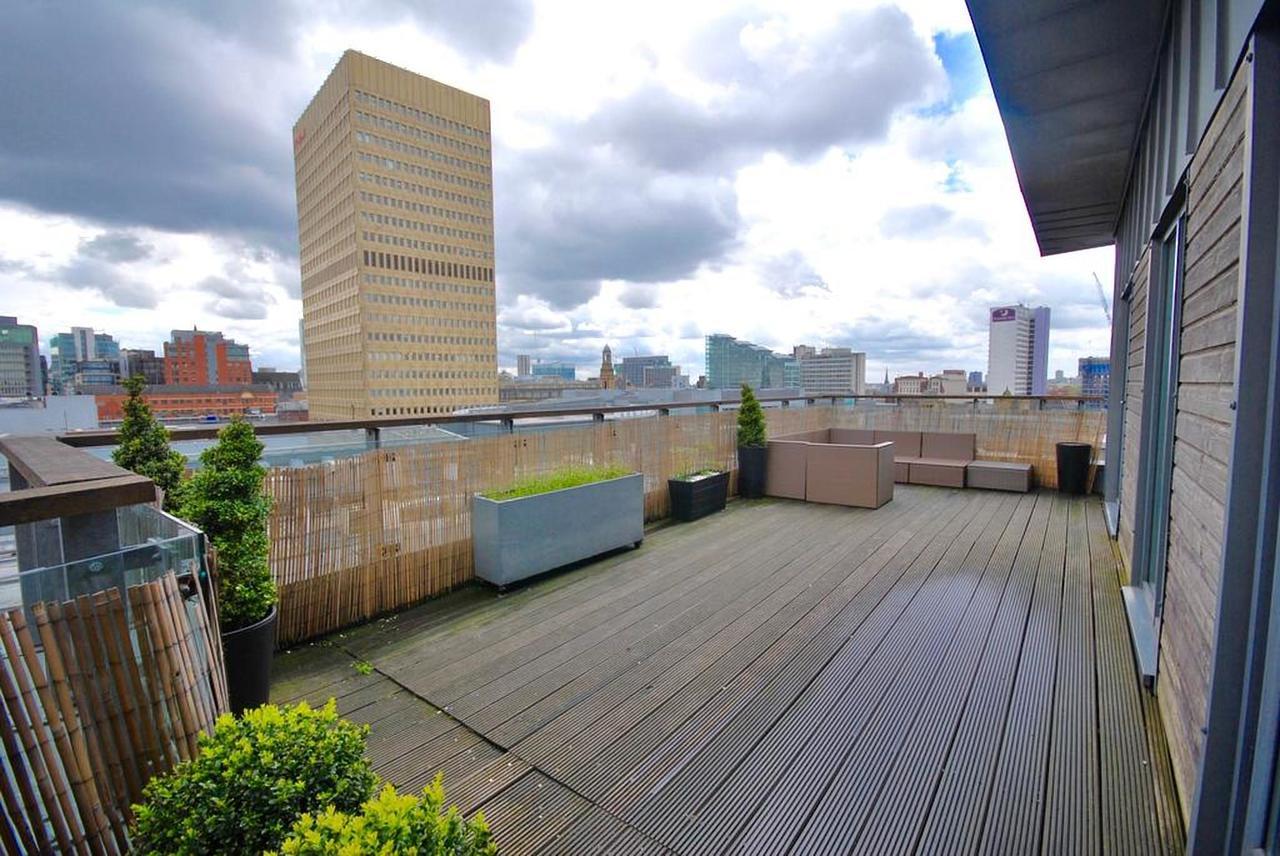 Atana Apartments Manchester Exterior photo